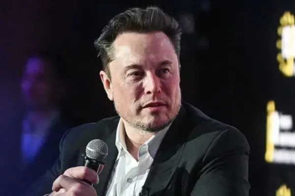 Маск через X анонсував роздачу своїх акцій SpaceX усім дітям США