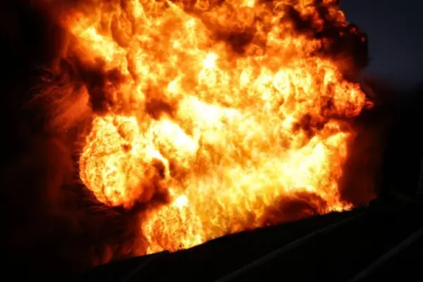 У Липецьку зафіксували пожежу в районі НЛМК та загорання біля аеродрому